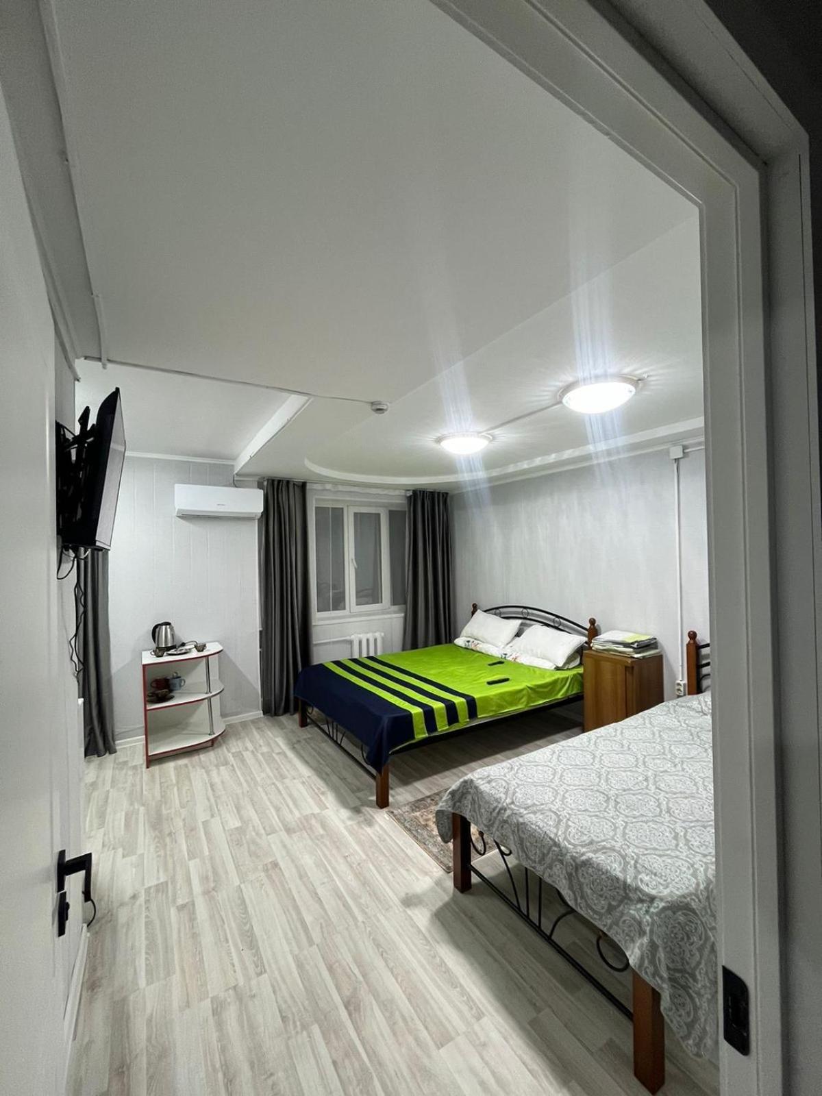 Ахметова 4 Apartman Krasnoye Pole Kültér fotó