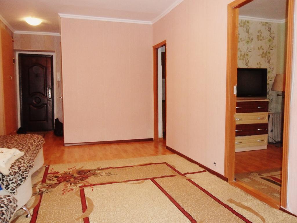 Ahmetova 10 Apartman Krasnoye Pole Kültér fotó